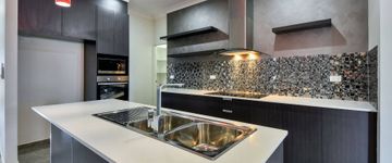 MPZ Builders modern home kitchen